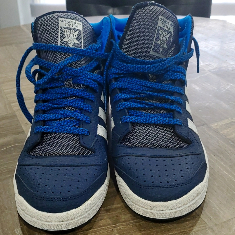 High top Adidas
